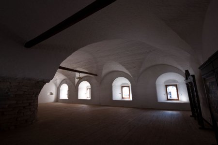 �������