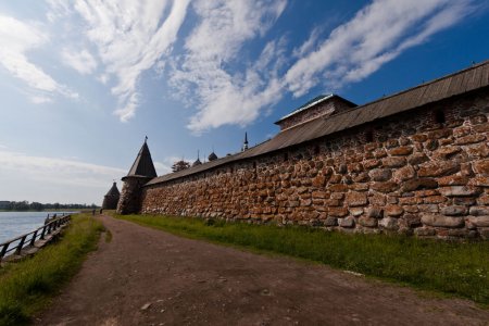 �������